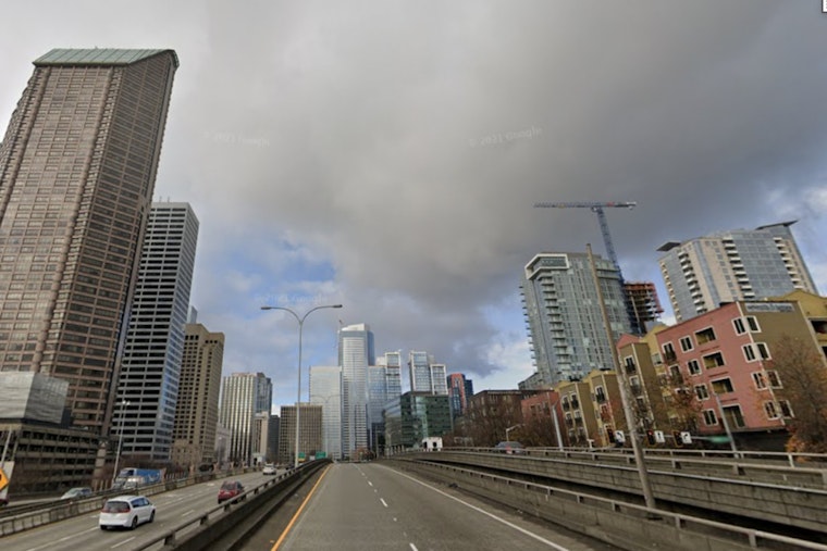 Seattle Braces for a Mix of Mild and Wet Weather, Rain Chances and Temperatures in the 60s Forecasted