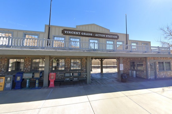Security Guard Stabbed on Metrolink Train Near Acton, Suspect Detained by LA County Sheriff's Deputies