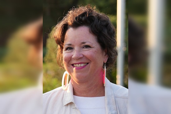 Senator Mary Kunesh Honored with Women in American History Award by DAR Chapter in Shoreview