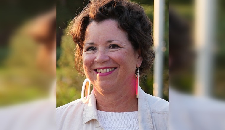 Senator Mary Kunesh Honored with Women in American History Award by DAR Chapter in Shoreview
