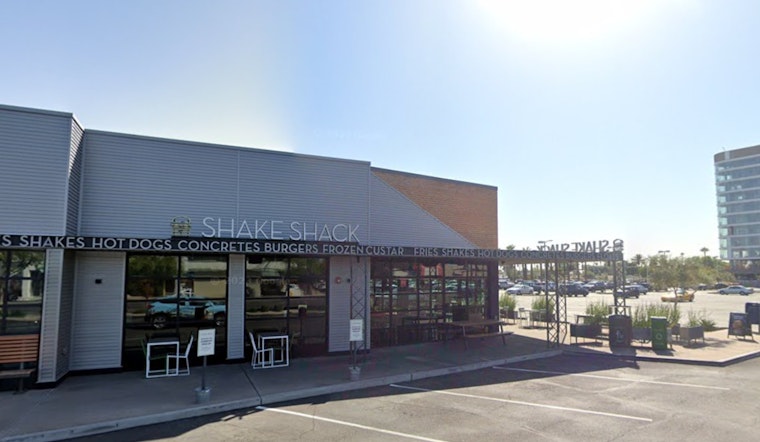 Shake Shack Offers Free Chicken Sandwich on NFL Sundays with Qualifying Purchase