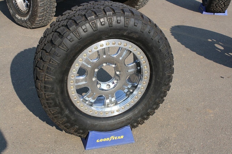 Smart Tire Technology Aims to Enhance Safety and Performance for Commercial and Autonomous Vehicles