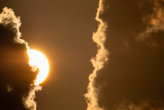 South Florida Weather Holds Steady as Miami Experiences Summer Warmth with a Sprinkle of Rain