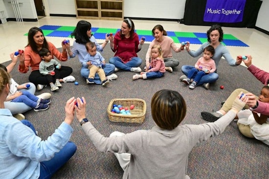St. Louis Park Offers Free Music Together Classes for Young Children and Families at Local Parks