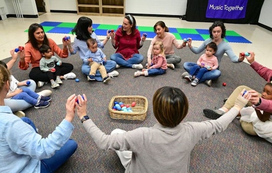 St. Louis Park Offers Free Music Together Classes for Young Children and Families at Local Parks