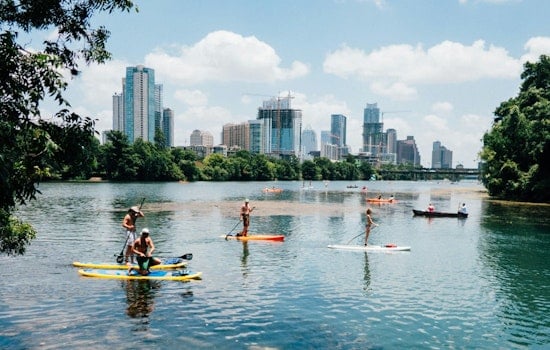 Stand-Up Paddleboarders Embark on 21-Mile Lake Austin Journey to Raise $1.4M for Cancer Support at 15th Annual Dam That Cancer Event