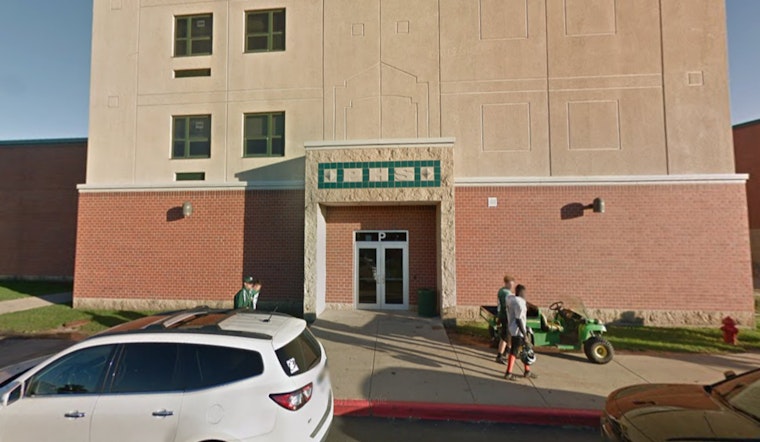 Suburban Chicago Schools Respond to Online Threats with Closures and E-Learning Shifts