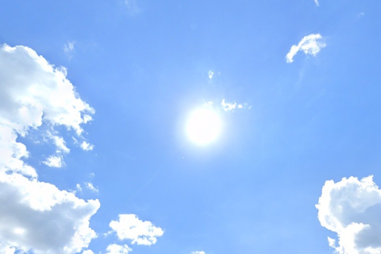 Sunny Days and Shower Chances Ahead for Indianapolis Weather