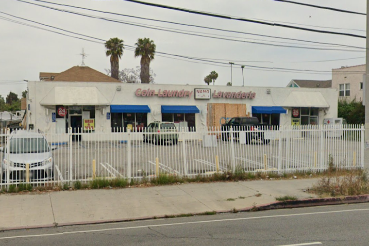 Swift Action by LAFD Extinguishes Laundromat Blaze on West Adams Blvd, One Firefighter Injured