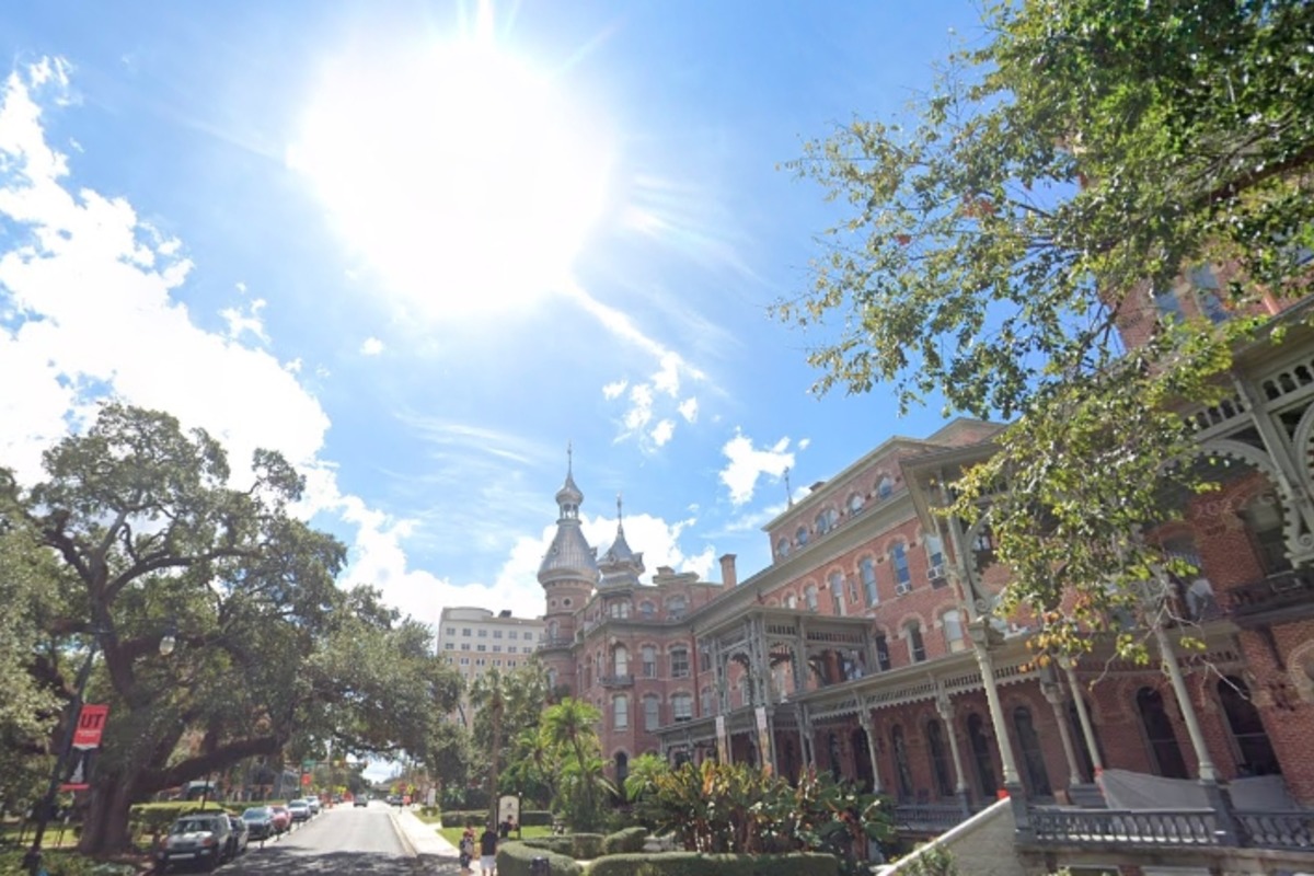Tampa Braces for Week of Thunderstorms and High Heat, NWS Advises
