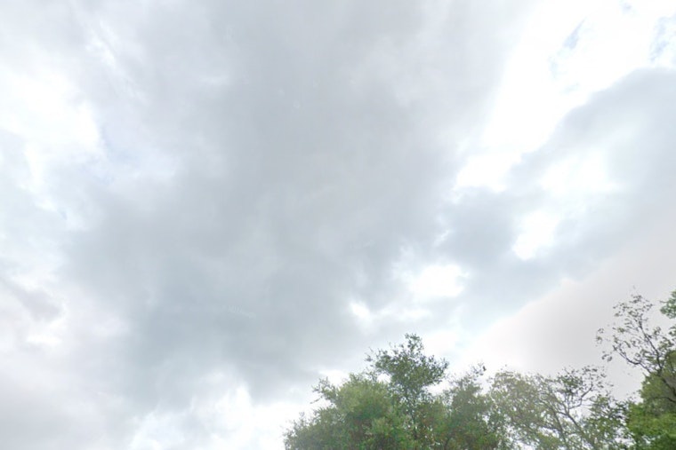 Tampa Gears Up for Thunderstorms and High Humidity as NWS Issues Rip Current and Flood Warnings