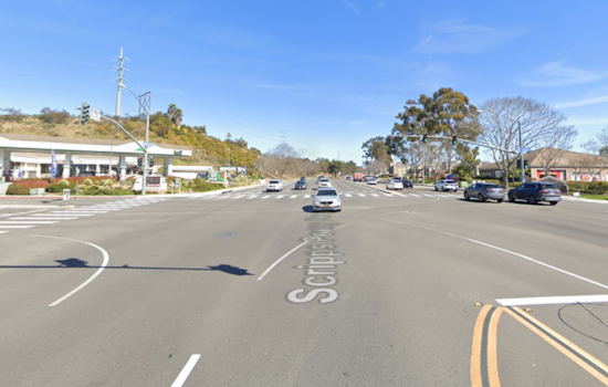 Teen Injured After Striking Traffic Pole in Scripps Poway Parkway Accident, San Diego Police Investigating