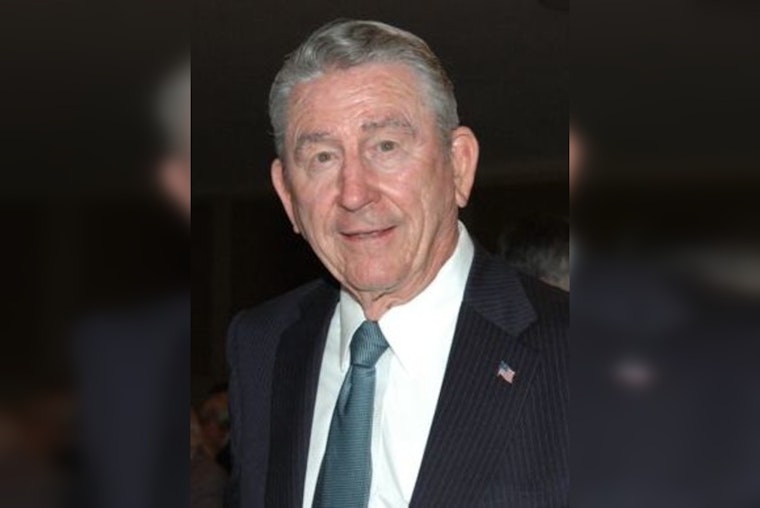 Tennessee's Former Governor Winfield Dunn Dies at 97, Leaving a Legacy of Service and State Development