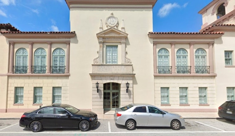 Town of Palm Beach Issues Warning on New QR Code Package Scam, Urges Caution Among Residents