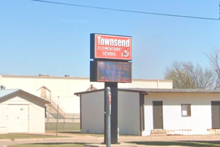 Townsend Elementary in Mid-Del on Lockdown After Nearby Shooting with Police Searching for Armed Suspect