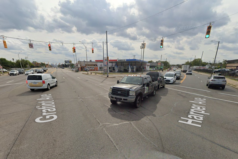 Tragic Multi-Vehicle Crash in Detroit Claims Two Lives, Injures One at Gratiot and Harper Avenues