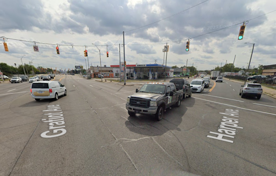 Tragic Multi-Vehicle Crash in Detroit Claims Two Lives, Injures One at Gratiot and Harper Avenues