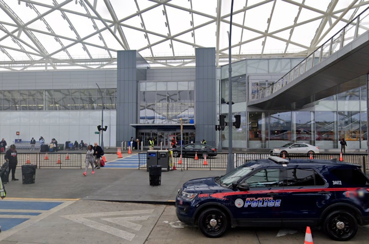 Travelers Flood Airports and Highways for Labor Day Getaways, Atlanta Airport Expects 2.3 Million Passengers