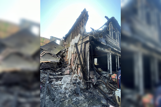 Twin-Engine Plane Crash in Fairview Neighborhood Near Portland Claims Three Lives, Sets Homes Ablaze