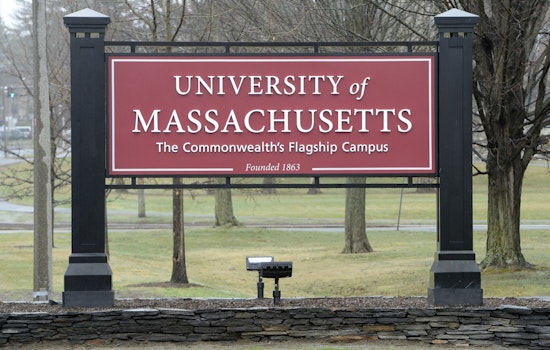 UMass Amherst Study Links Menopausal Hot Flashes to Brown Adipose Tissue Activity and Childhood Cold Exposure
