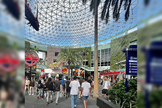 Universal CityWalk Los Angeles Welcomes First Hello Kitty and Friends Cafe and Sanrio Smile Shop