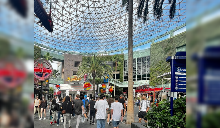 Universal CityWalk Los Angeles Welcomes First Hello Kitty and Friends Cafe and Sanrio Smile Shop