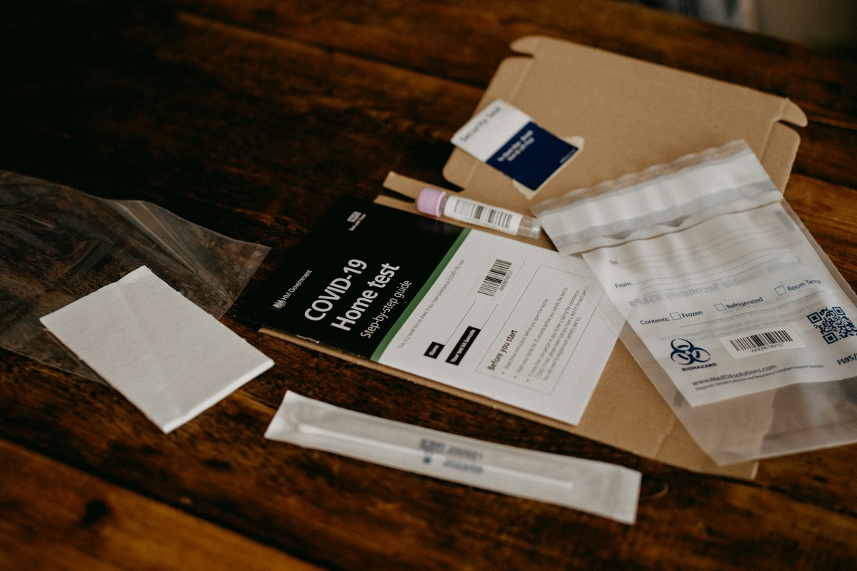 USPS Delivers COVID Combat Kits Across US, Free Rapid Antigen Tests