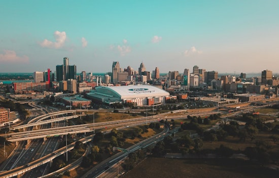 Warm and Sunny Week Ahead for Detroit, with a Chance of Weekend Showers
