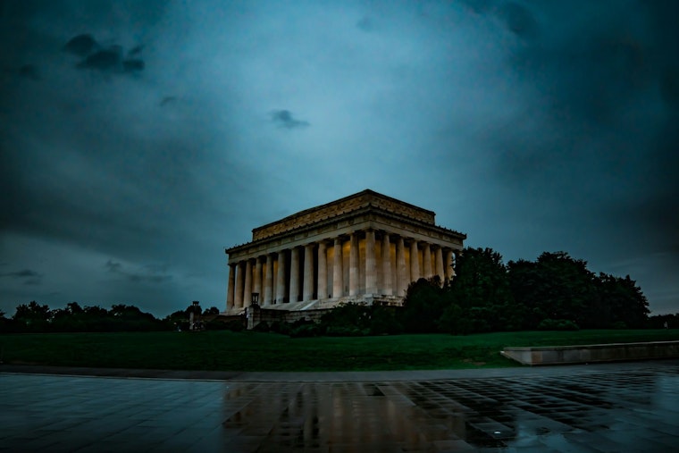 Washington D.C. Braces for Showers and Thunderstorms, Coastal Flood Advisory in Effect