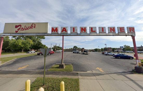 American Sign Museum Seeks $60,000 to Restore Cincinnati Icon: The Frisch’s Mainliner Sign