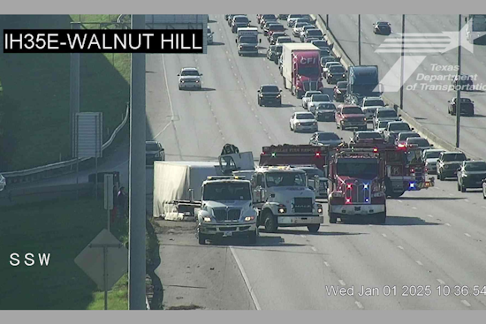 18-Wheeler Overturn on I-35 in Dallas Causes Rush Hour Delays, Lanes Now Cleared