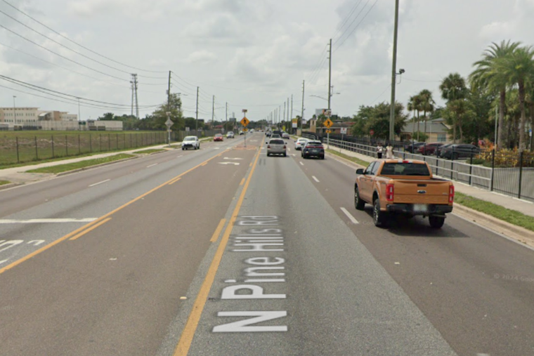 20-Year-Old Man Dies in Single-Vehicle Collision with Utility Pole in Pine Hills, Orlando