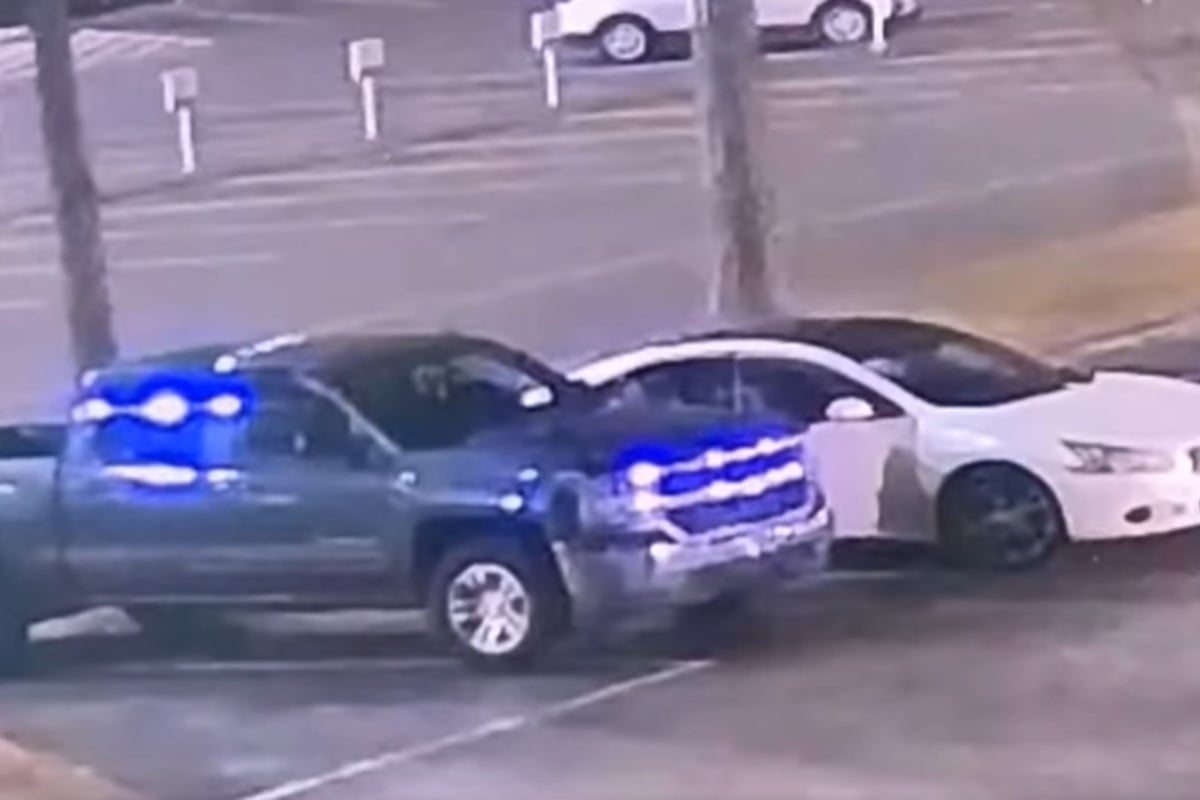 Memphis Police Seek Public's Aid to Apprehend Suspects in New Year's