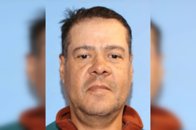 Accused Metro Bus Driver Stabbing Suspect Due in Seattle Court, Past Legal Encounters Surface