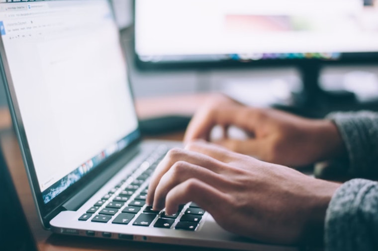 Arizona Advances Bill for Enhanced Age Verification on Adult Websites, Pushed by Rep. Nick Kupper