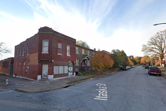 Armed Robbery in St. Louis' Dutchtown Area as Police Seek Information from Public