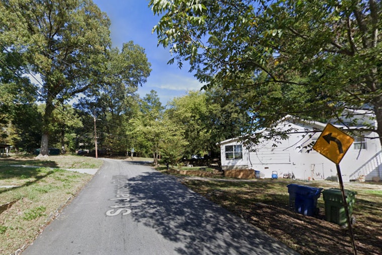 Atlanta Firefighters Successfully Extinguish NW House Blaze, No Injuries Reported