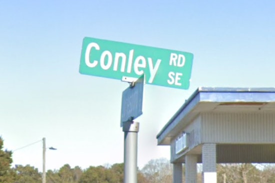 Atlanta Police Investigate New Year's Day Shooting and Single Vehicle Accident on Jonesboro Rd