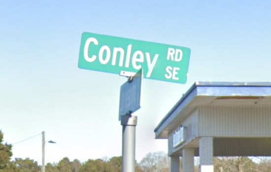 Atlanta Police Investigate New Year's Day Shooting and Single Vehicle Accident on Jonesboro Rd