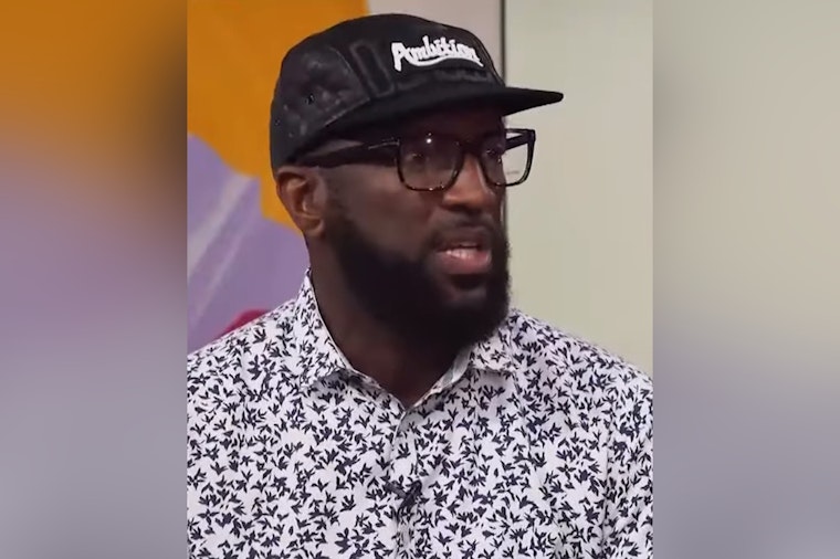 Atlanta Radio Host Rickey Smiley Discovers He's Father to Twin Girls Amid Personal Shifts