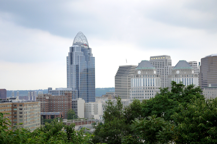 Biting Winds and Snow Showers Graze Columbus and Cincinnati, More Wintry Weather on the Horizon