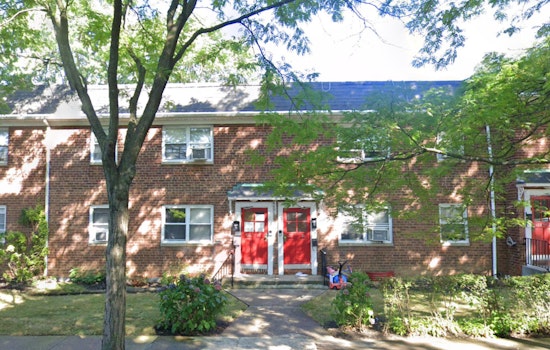 Body of 55-Year-Old Man Found Wrapped in Plastic Bags Under Bed in Kew Gardens Hills Apartment