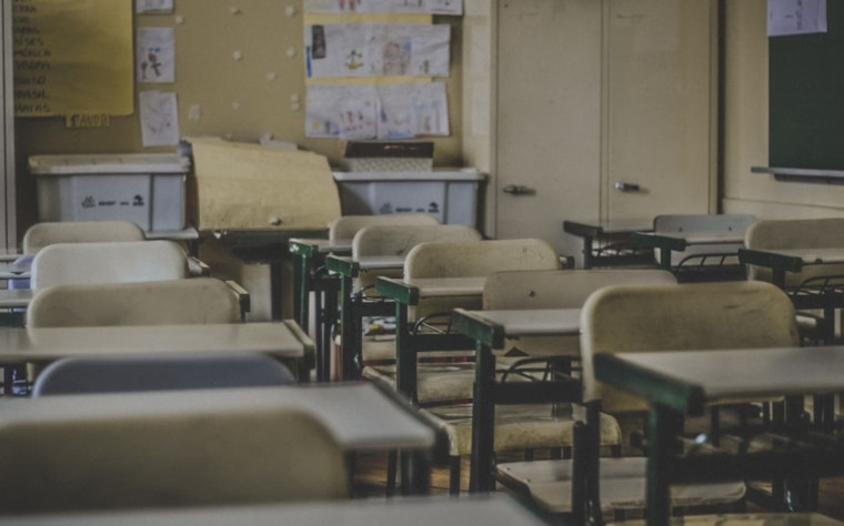Bomb Threat Lockdown Lifted at Two Los Angeles High Schools after Intense Search
