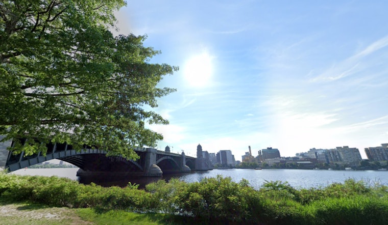 Boston Braces for Light Snowfall Over the Weekend After Winds Subside, Sunny Sunday on the Horizon