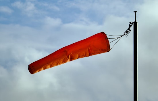 Boston Braces for Powerful Winds with Gusts Over 50 MPH and Possible Isolated Power Outages