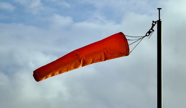 Boston Braces for Powerful Winds with Gusts Over 50 MPH and Possible Isolated Power Outages