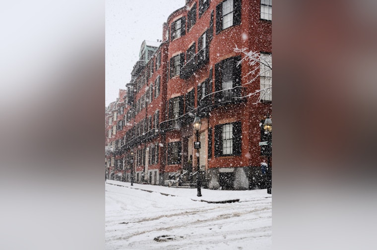 Boston Braces for Weekend Showers, Snow, and Arctic Chill as Dynamic Weather Sweeps In