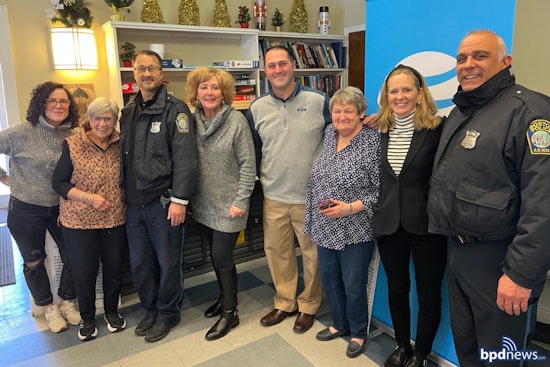 Boston Police and AT&T Team Up for Mobile Safety Session in Charlestown