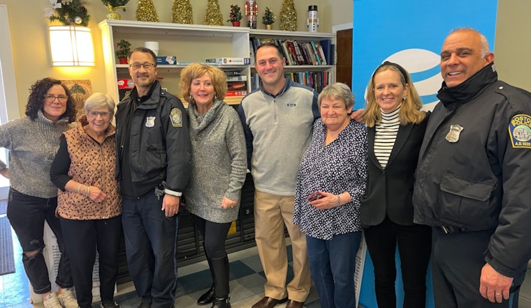 Boston Police and AT&T Team Up for Mobile Safety Session in Charlestown