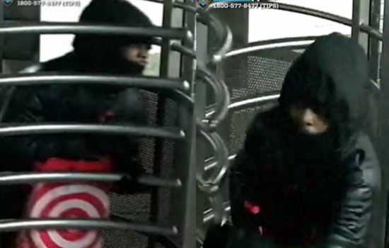 Brooklyn Residents on Alert as NYPD Seeks Suspect in Daylight Scissors Robbery